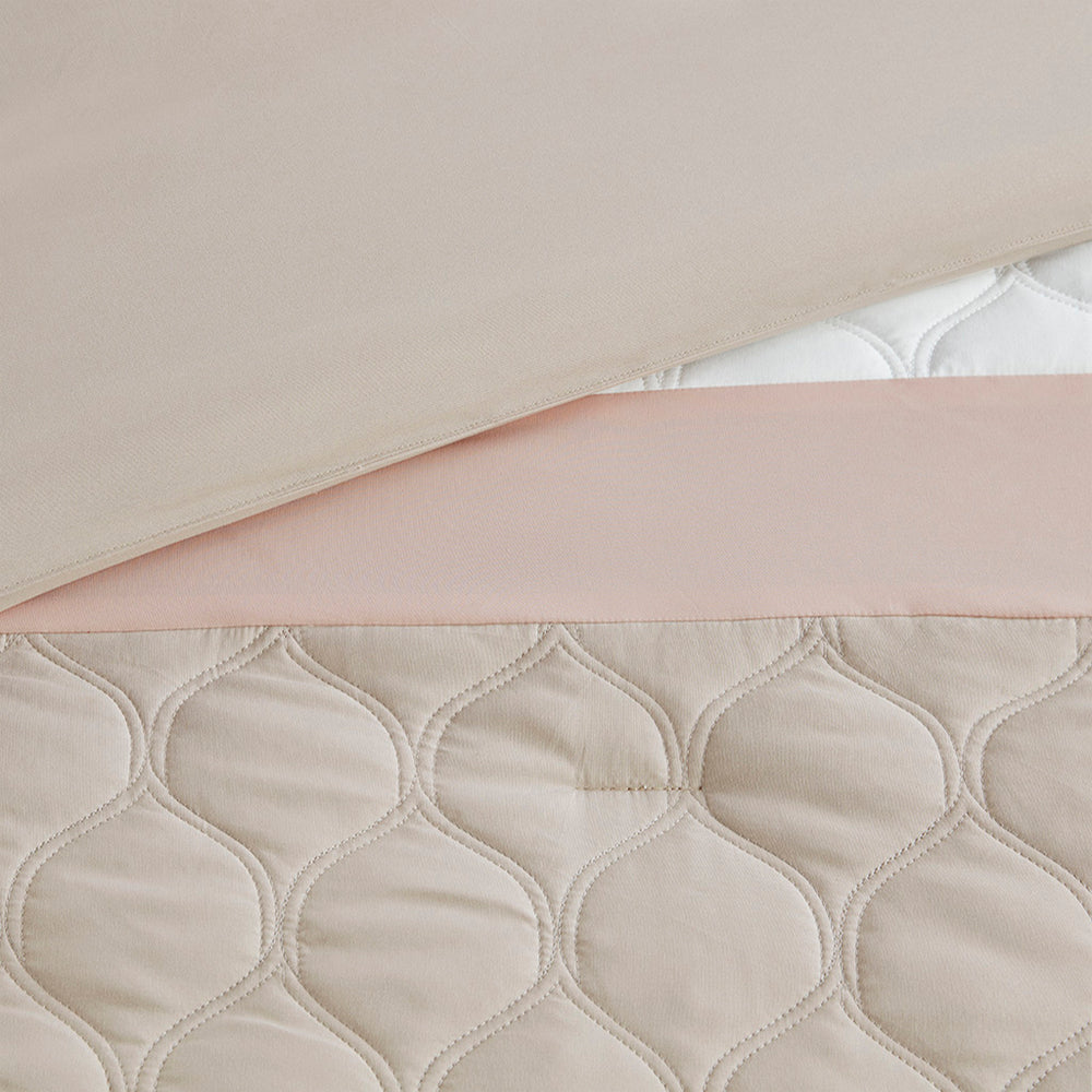 King 8 Piece Comforter Set Media 4