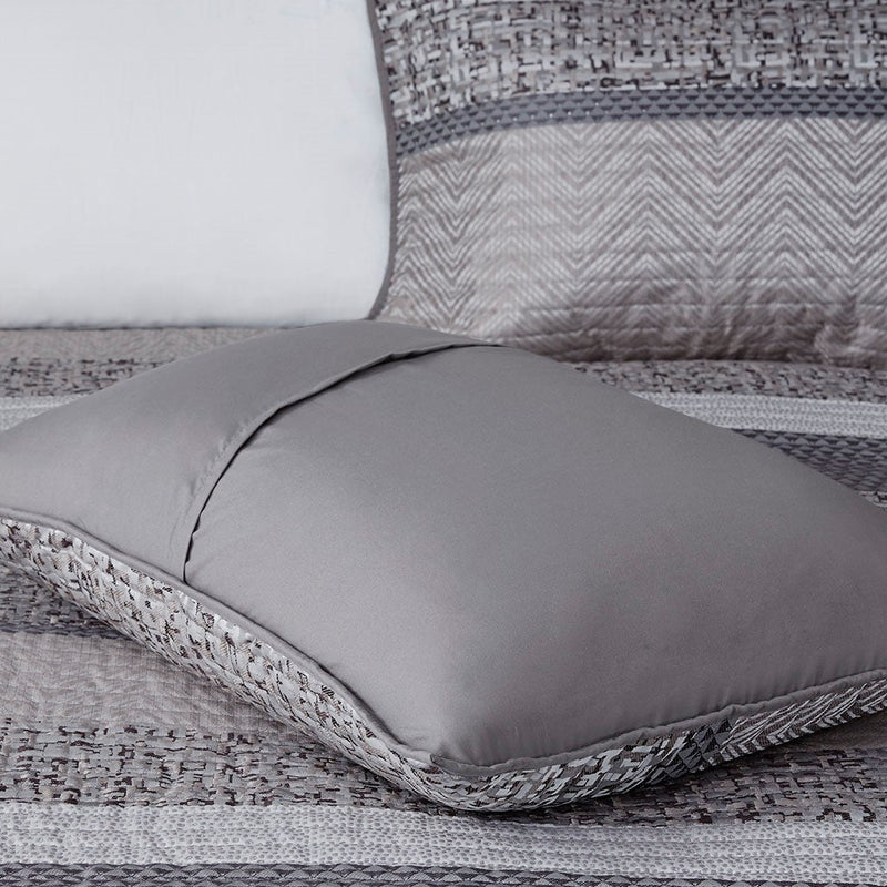 6 Piece Reversible Jacquard Quilt Set with Throw Pillows Grey/Taupe Full/Queen