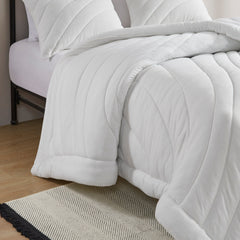 Poly Jersey Puffy Comforter Set perspective