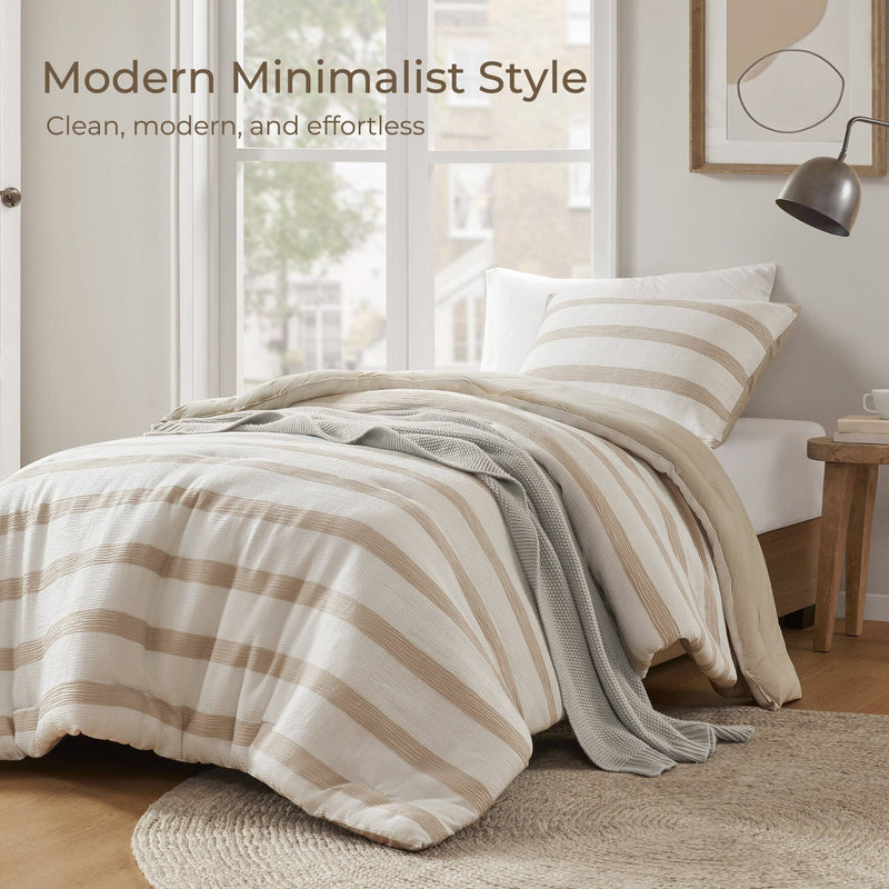 2-Piece Twin/Twin XL Yarn-dyed striped comforter