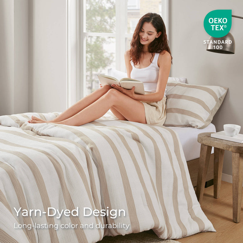 2-Piece Twin/Twin XL Yarn-dyed striped comforter