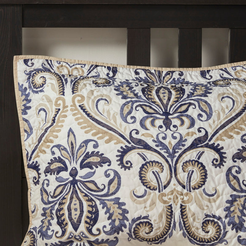 6 Piece Reversible Quilt Set with Throw Pillows Navy/Tan Full/Queen