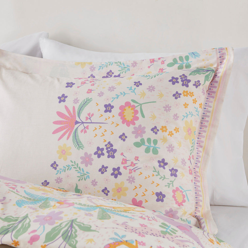 Twin Floral Reversible Cotton Duvet Cover Set with Throw Pillow Media 15