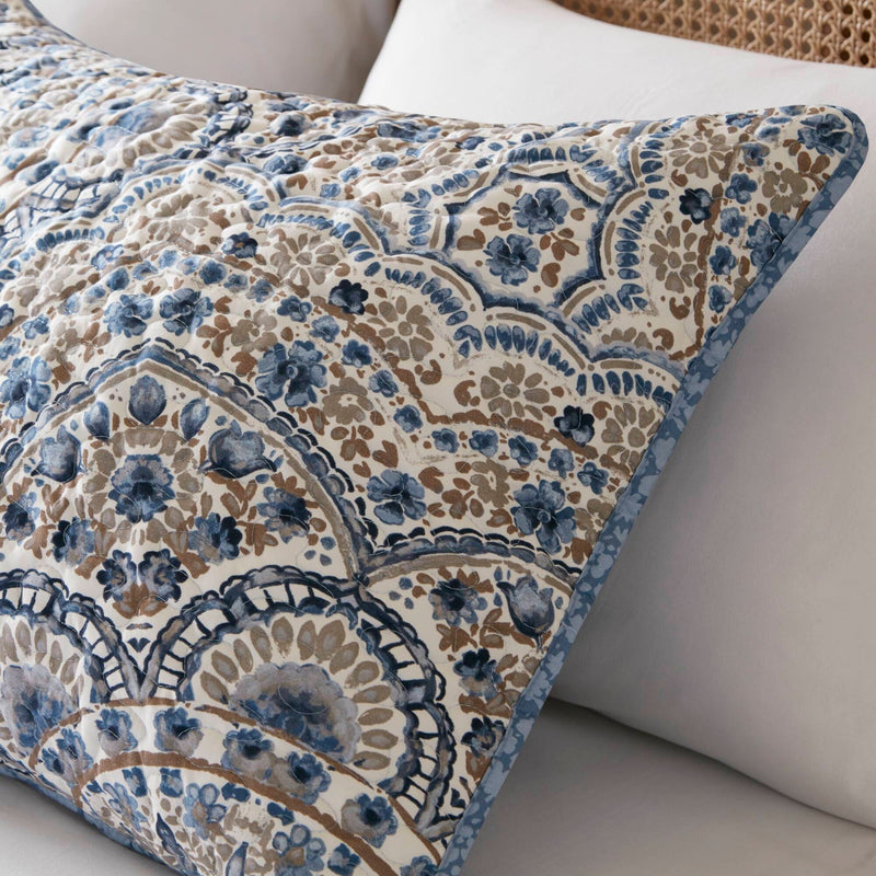 3-Piece King Boho Floral Reversible Quilt