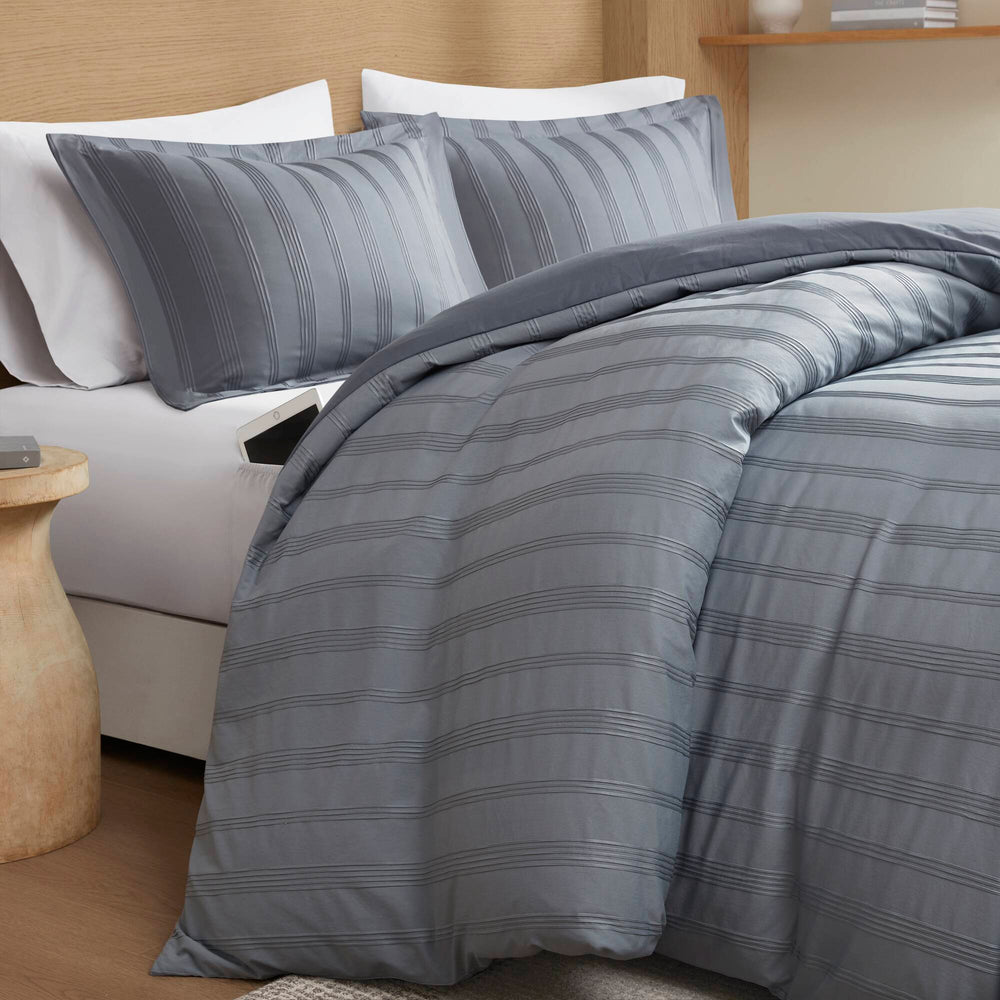 3-Piece King Woven Striped Duvet Set Media 17