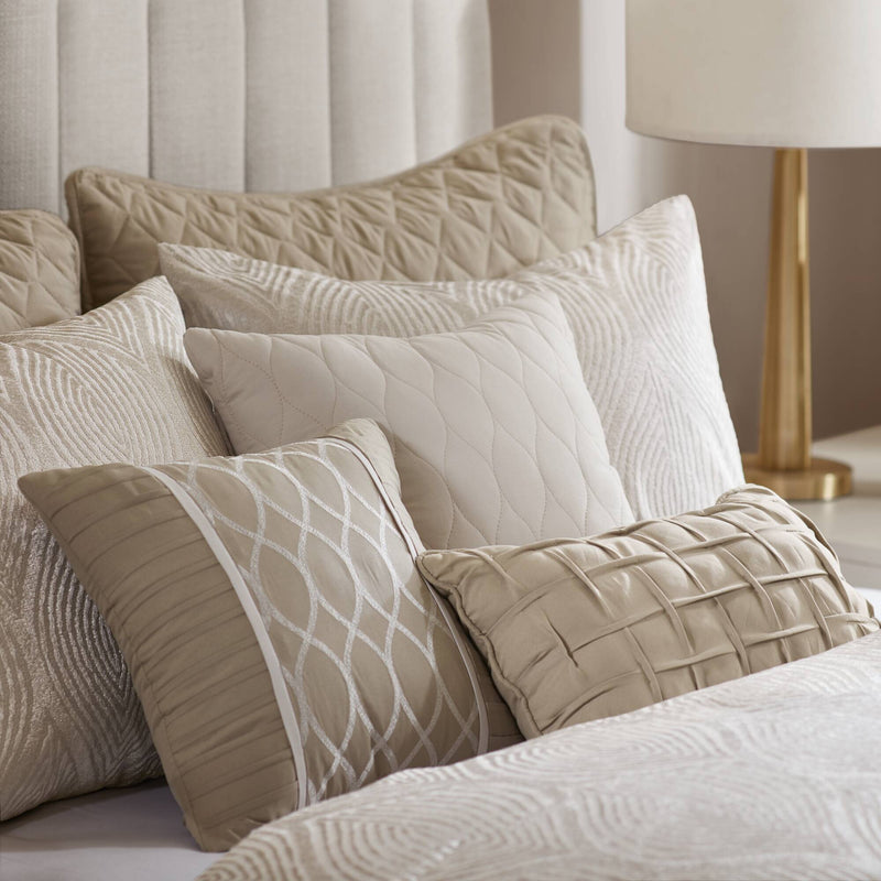 10- Piece Jacquard Comforter Set