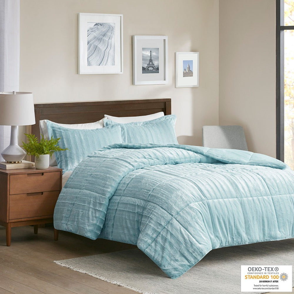 King/Cal King Faux Fur Comforter Mini Set Media 7