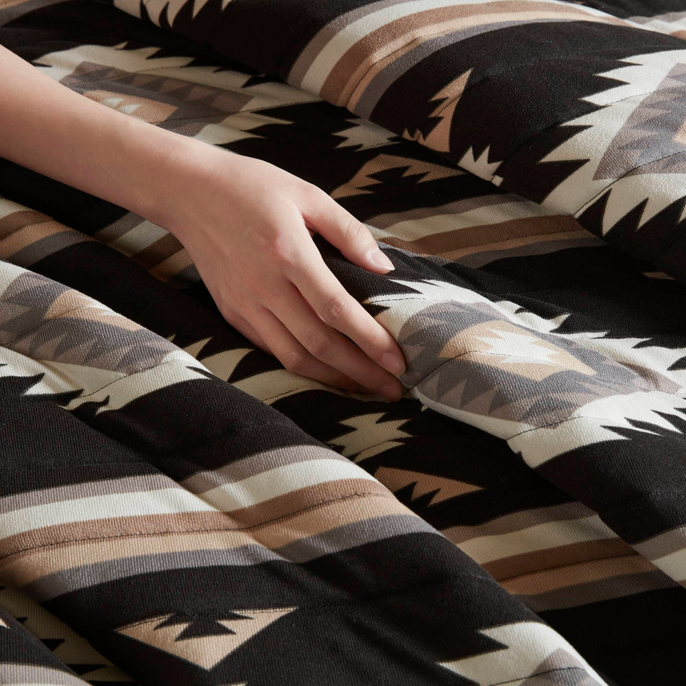 3- Piece King/Cal King Quilt Mini Set Media 15