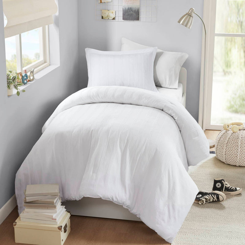 2-Piece Twin/Twin XL Woven Striped Duvet Set