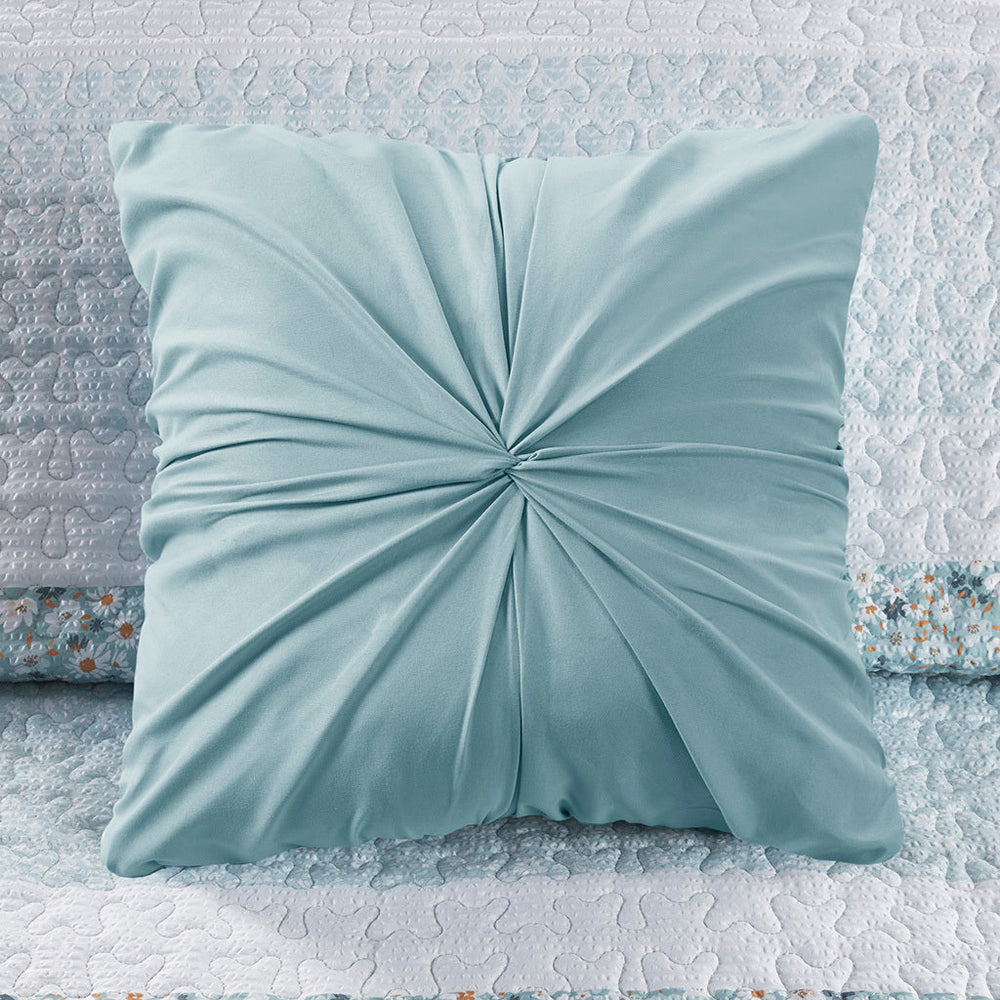 Full/Queen 4 Piece Seersucker Quilt Set with Throw Pillow Media 14