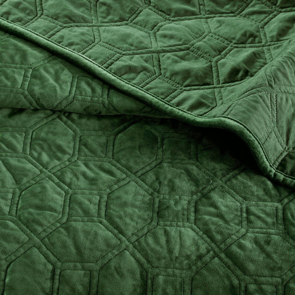 3 Piece Velvet Quilt Set Green King/Cal King Media 3