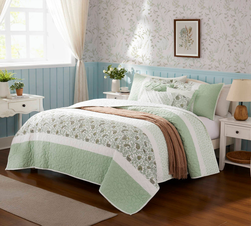 6 Piece Cotton Percale Quilt Set with Throw Pillows Full/Queen