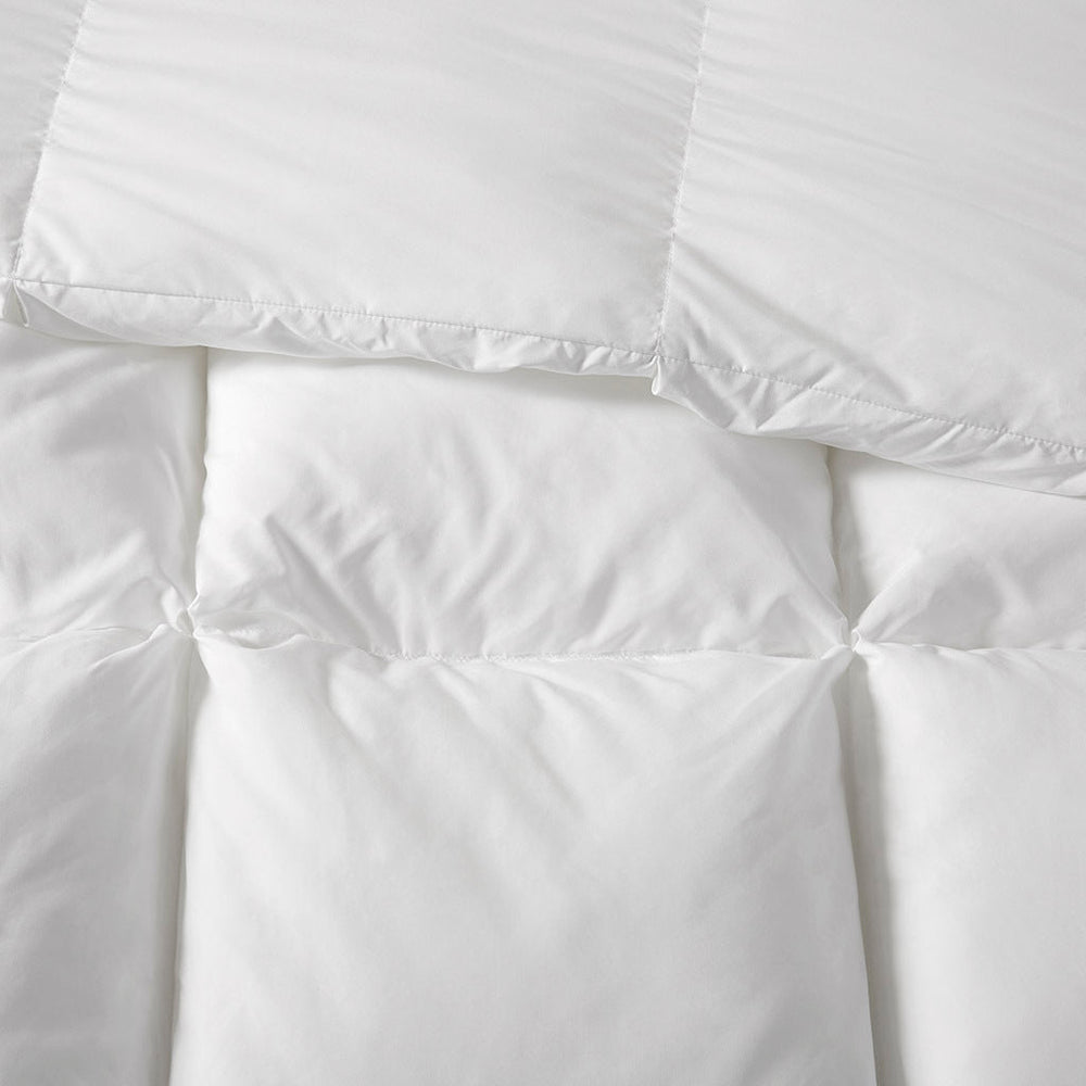 Overfilled Down Alternative Comforter White Full/Queen Media 17