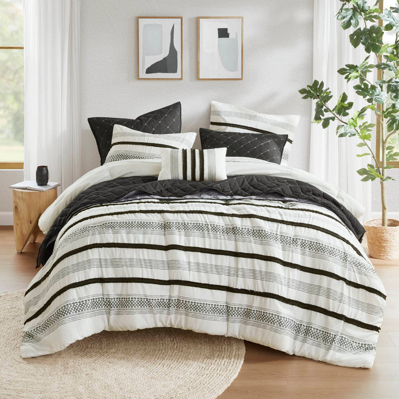 7 Piece Stripe Comforter and Quilt Set-King/Cal King