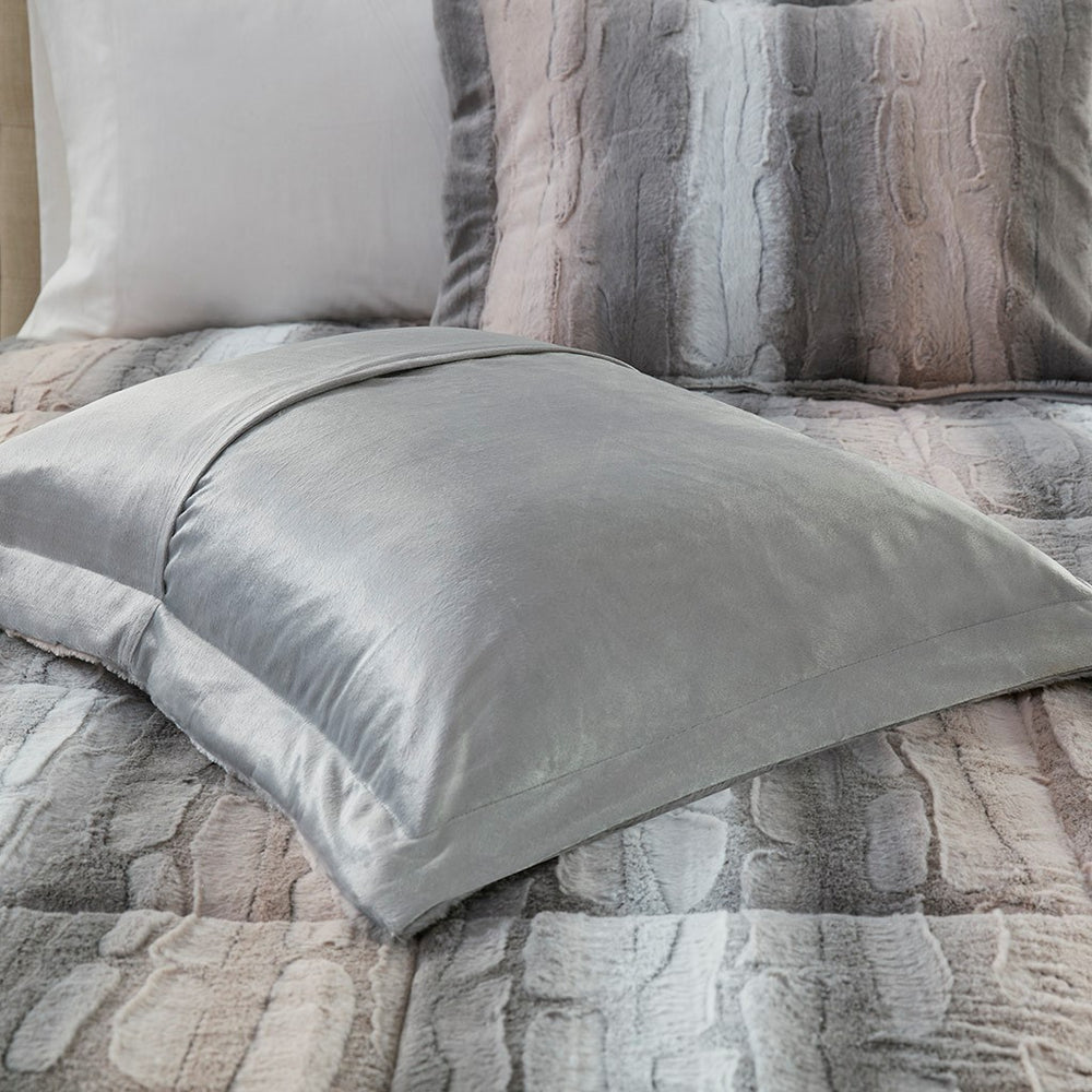 Full/Queen 4PC Faux Fur Comforter Set Media 3