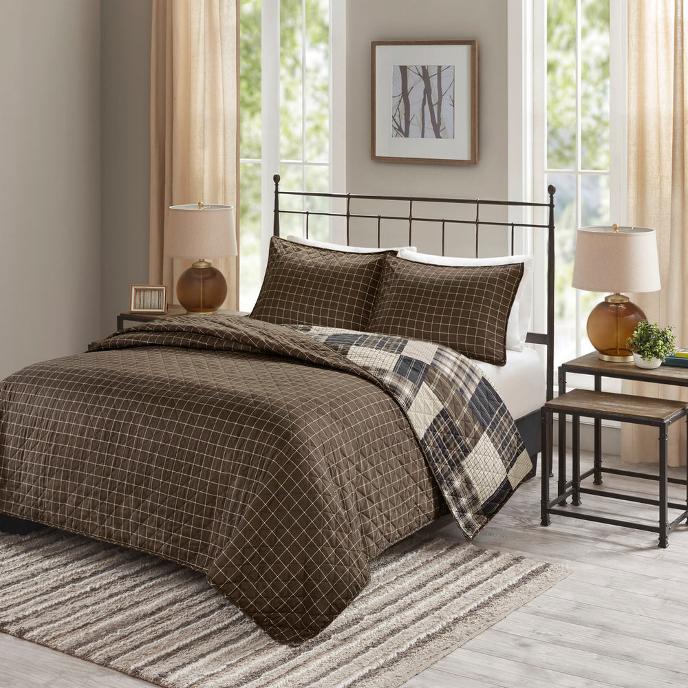 3 Piece Reversible Printed Quilt Set Black/Brown Full/Queen Media 12