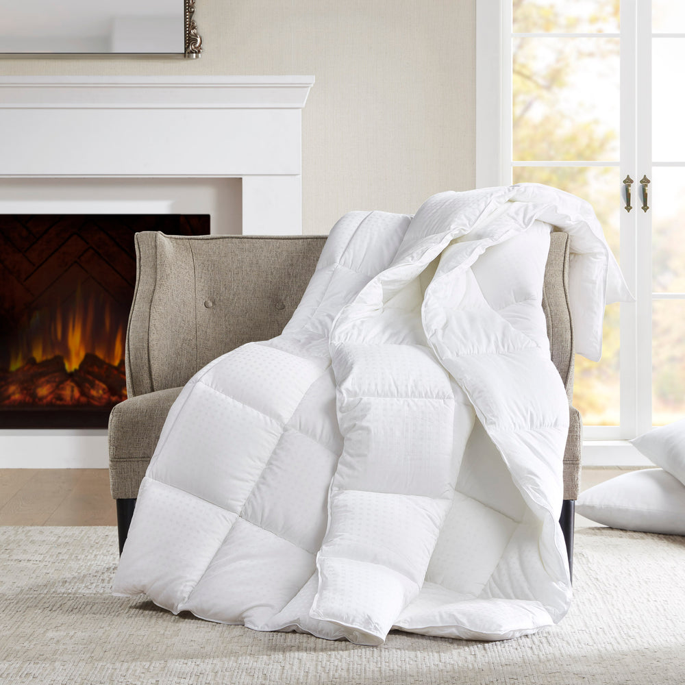 King/Cal King Dobby Cotton Down Alternative Comforter Media 1