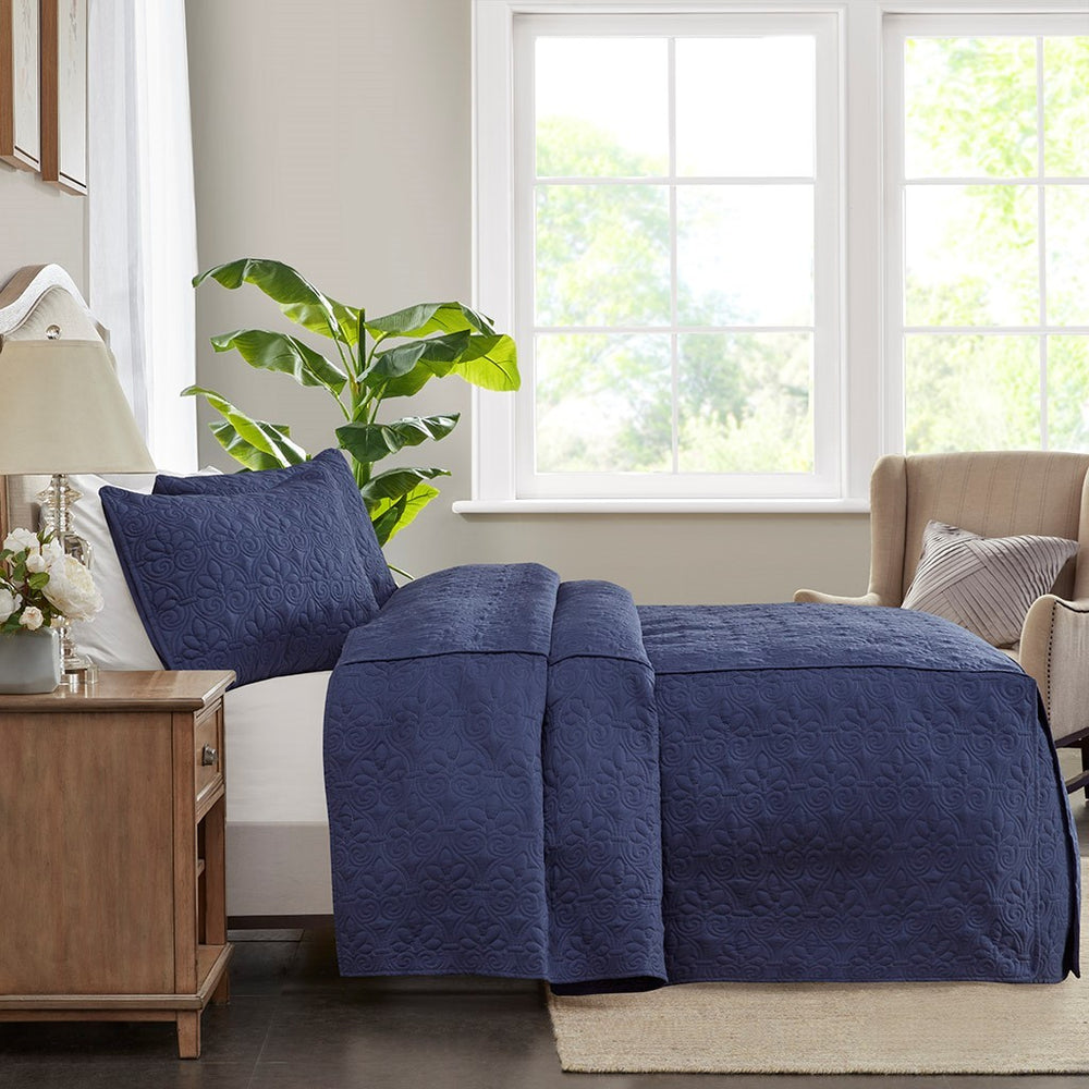 3 Piece Split Corner Pleated Quilted Bedspread Navy King Media 12