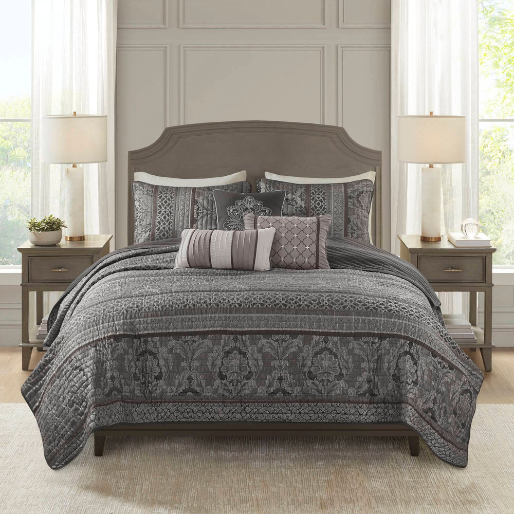 6-Piece Full/Queen 6 Piece Jacquard Quilt Set with Throw Pillows,Grey Media 1