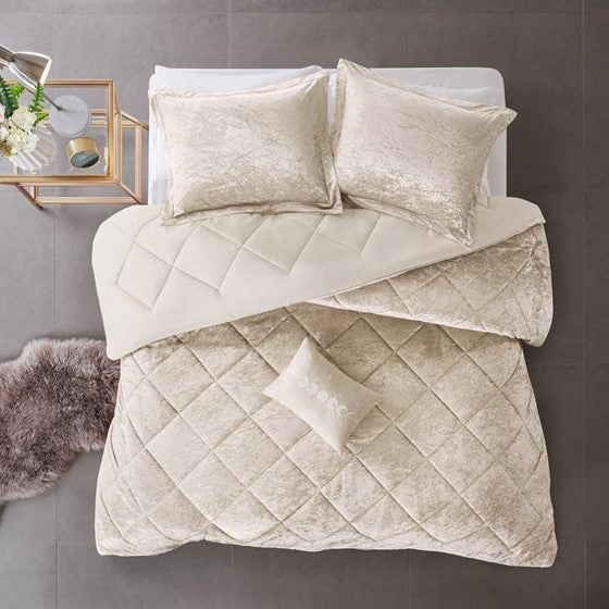 Twin/Twin XL Velvet Comforter Set with Throw Pillow Media 5