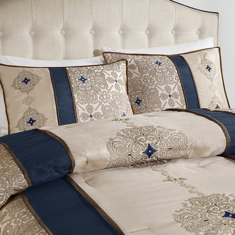 Queen 7 Piece Jacquard Comforter Set with Throw Pillows Media 14