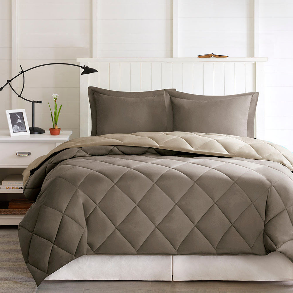 Full/Queen 3M Scotchgard Diamond Quilting Reversible Down Alternative Comforter Set Media 3