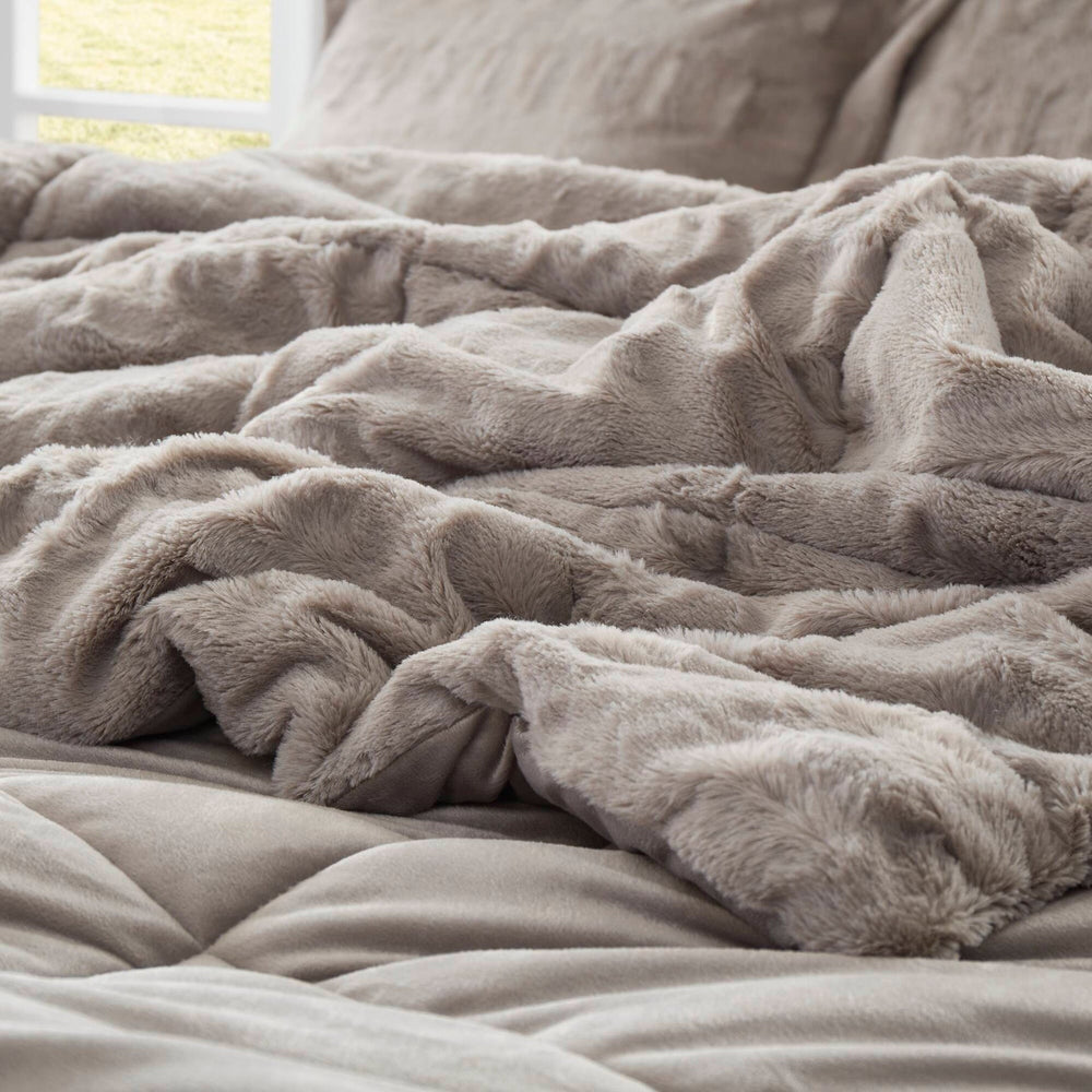 3 PCS Full/Queen Solid Faux Fur Comforter Mini Set Gray Media 12