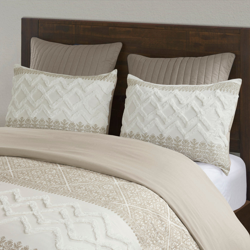 King/Cal King 3 Piece Cotton Duvet Cover Set with Chenille Tufting Media 17