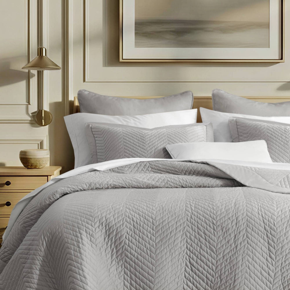 King 3 Piece Cotton Quilt Set Light Gray Media 9