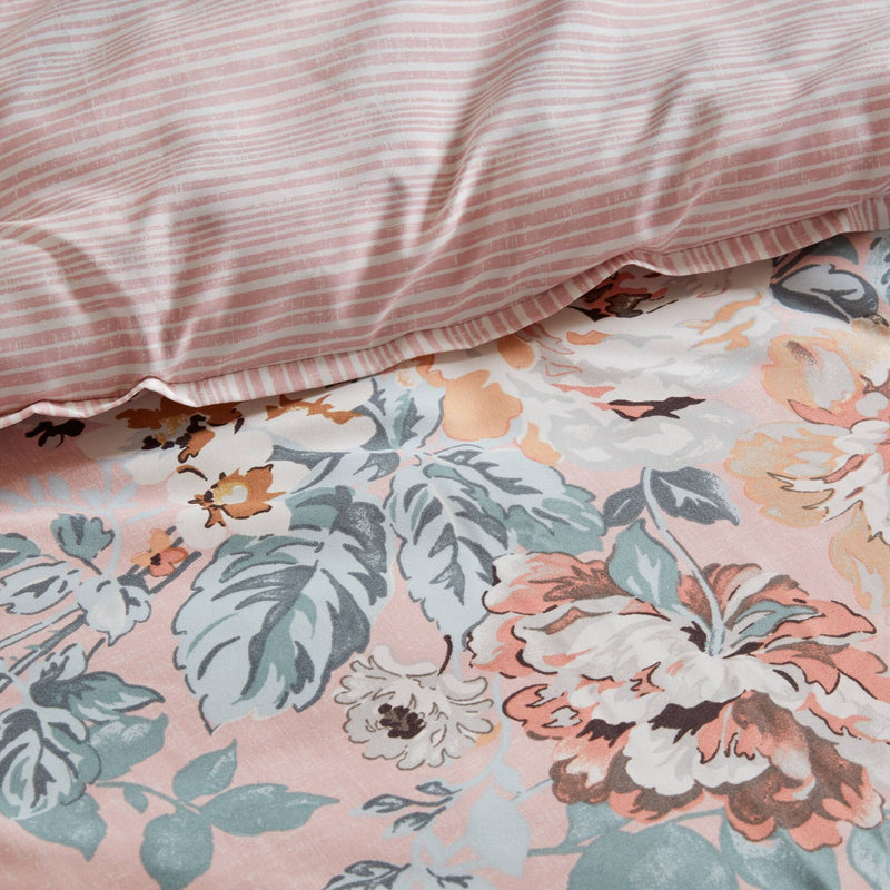 7-Piece King 7 Piece Vin -inspired Collection floral print,Pink