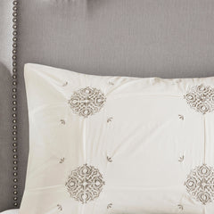 4 Piece Embroidered Cotton Reversible Duvet Cover Set perspective