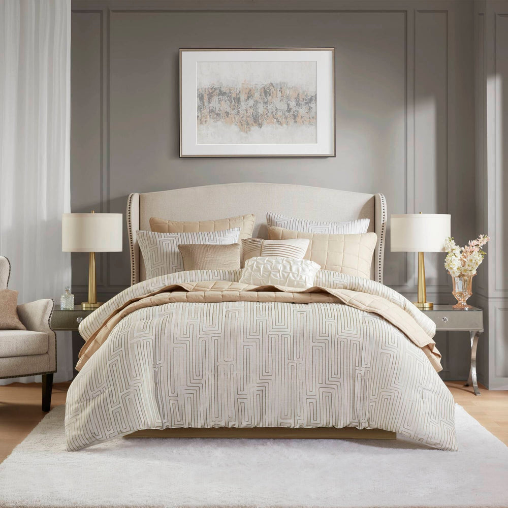 10 PCS Queen Luxury Jacquard Comforter Set Ivory Media 19