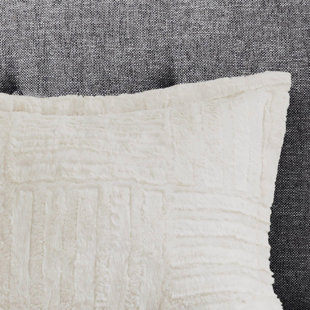 Full/Queen Fur Down Alternative Comforter Mini Set Media 6
