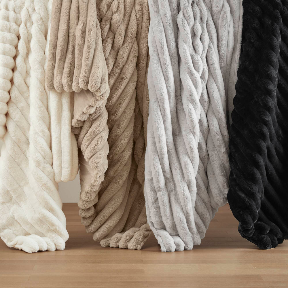 3 Pieces Full/Queen  soft Faux Fur Ribbed Comforter Set,Light Gray Media 11