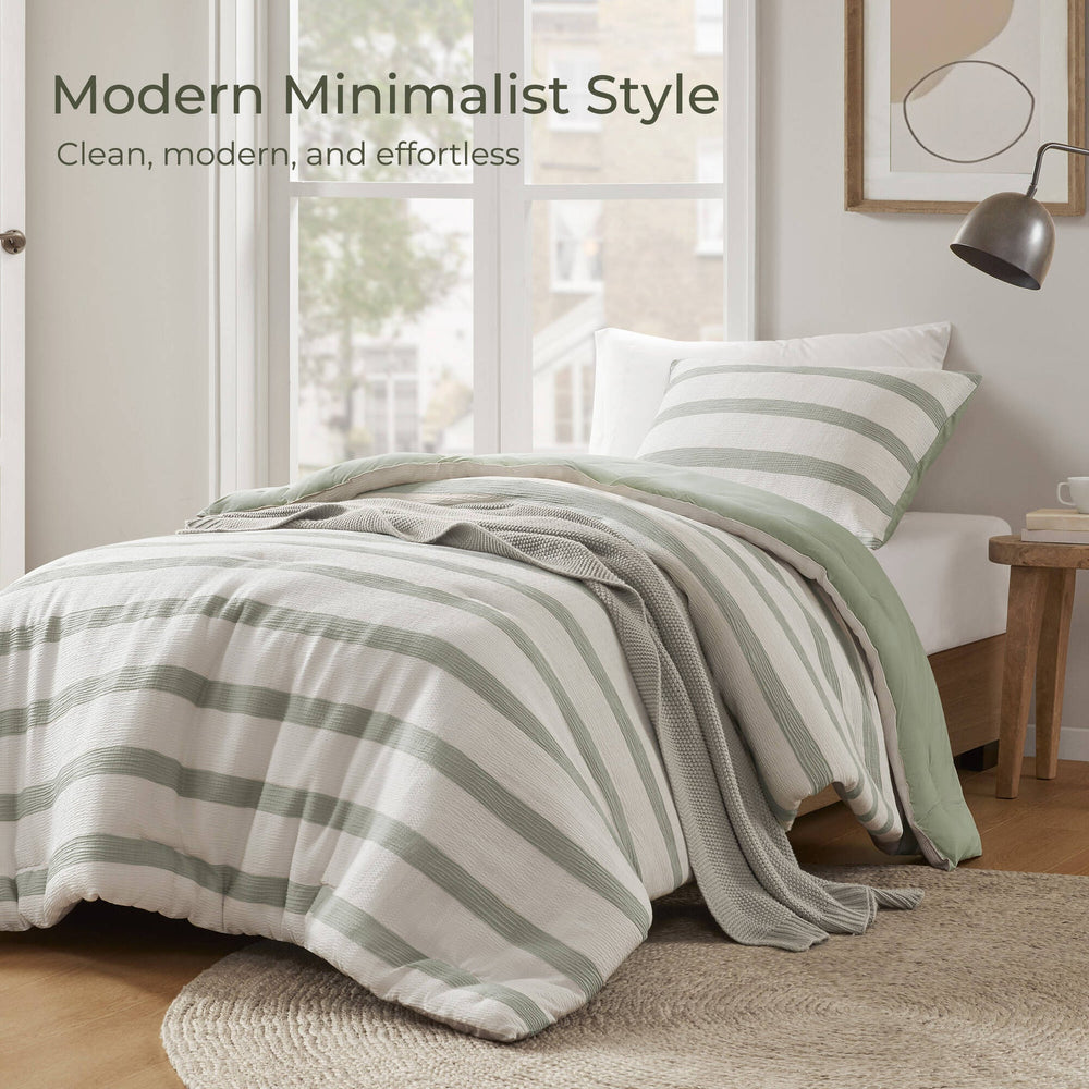 2-Piece Twin/Twin XL Yarn-dyed striped comforter Media 9