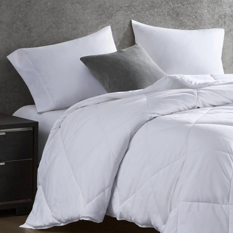 Oversized Down Alternative Comforter