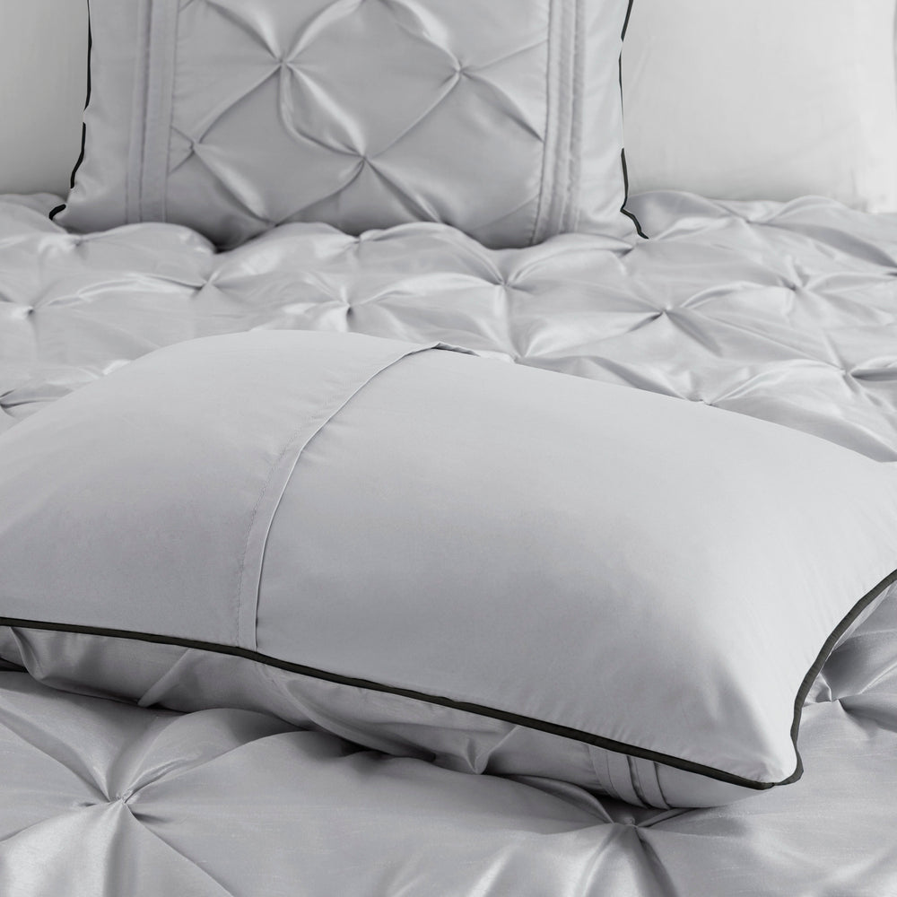 7-Piece Full 100% Polyester Pieced Pleated Tufted Comforter Set Media 12
