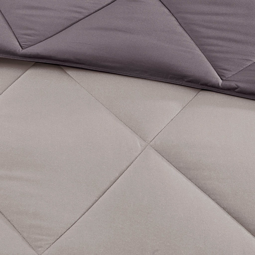 Full/Queen 3M Scotchgard Diamond Quilting Reversible Down Alternative Comforter Set Media 3
