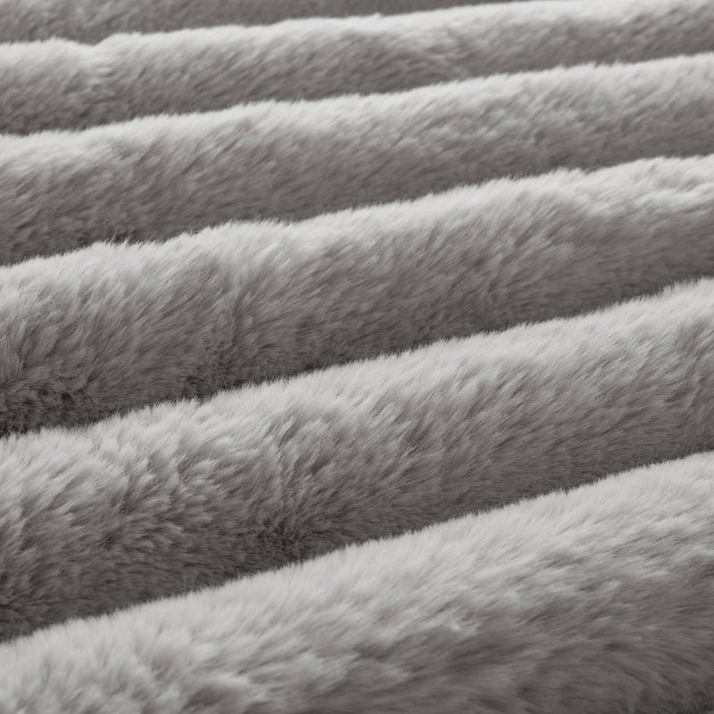 3 Pieces Full/Queen  soft Faux Fur Ribbed Comforter Set,Light Gray