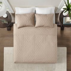 Reversible Quilt and Bedspread Set perspective