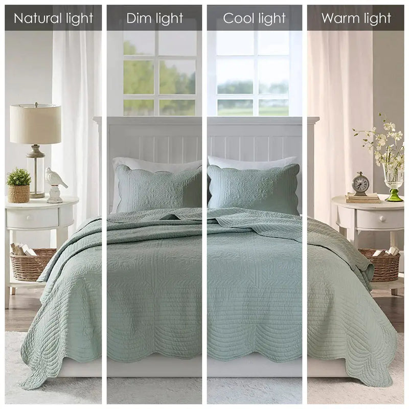 Reversible Scalloped Edge Quilt Set