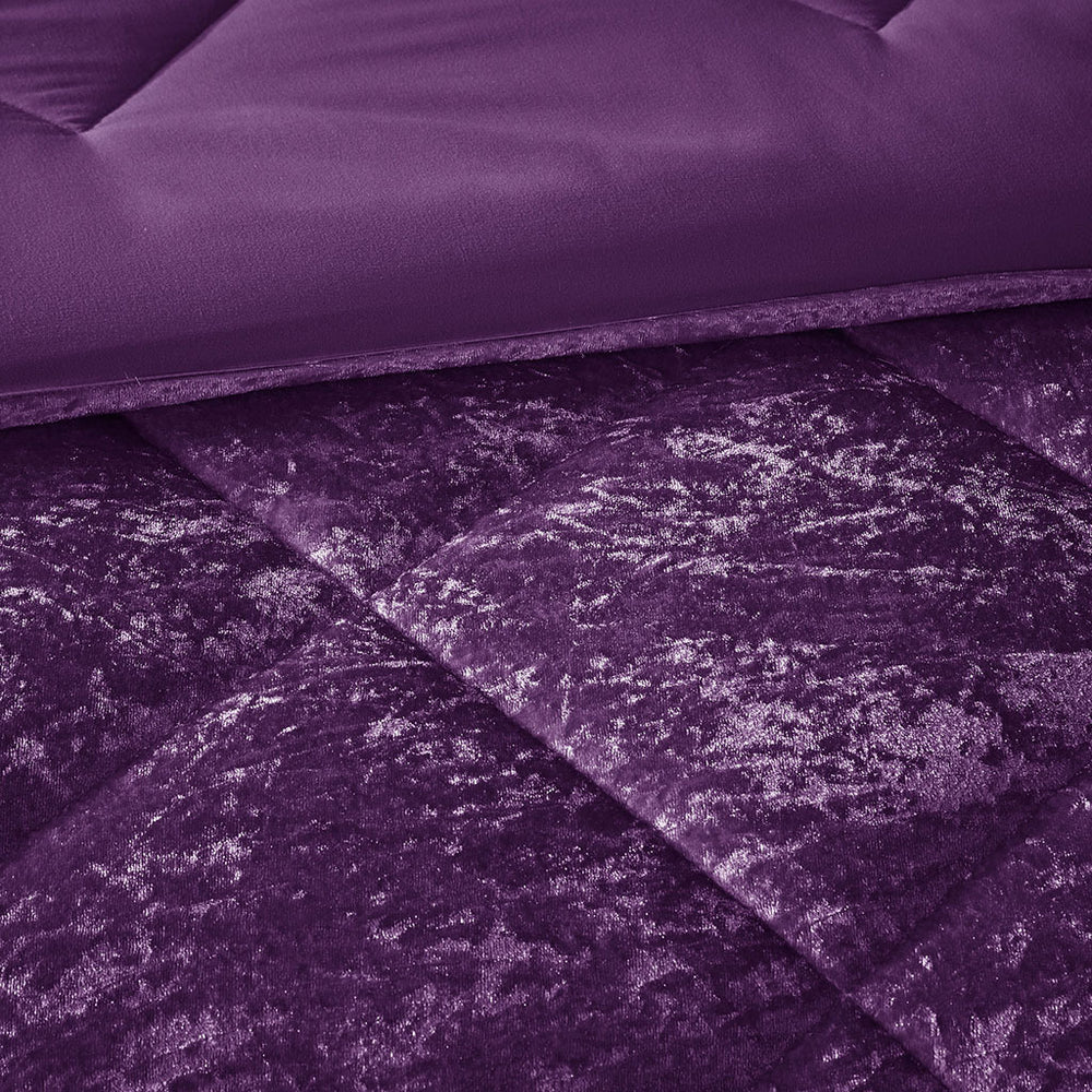 King/Cal King Velvet Comforter Set with Throw Pillow Media 13