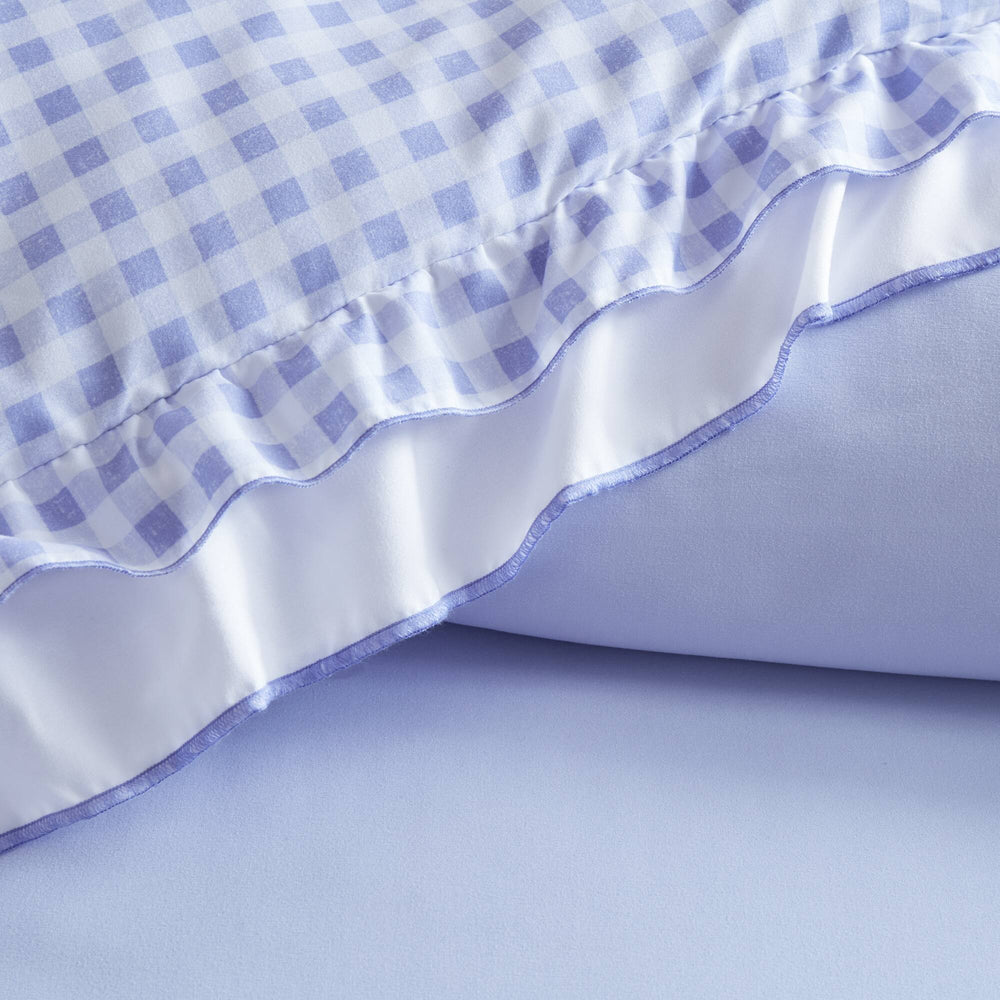 4-Piece Full/Queen Comforter Set Media 2