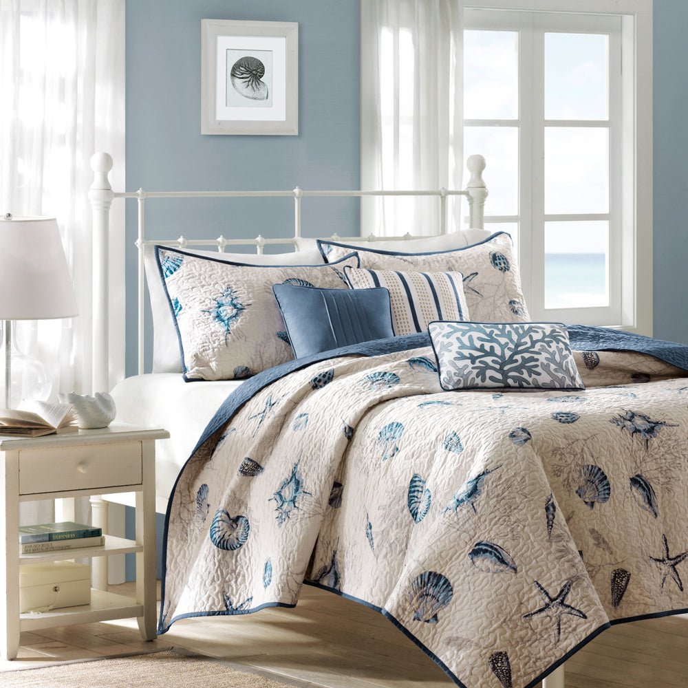 Brushed   Quilt Set with Throw Pillows Blue King Media 1