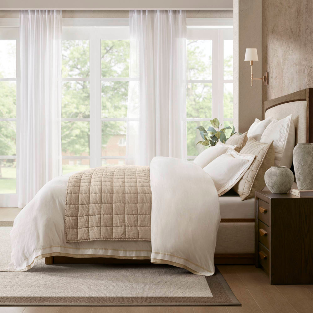 3 Pieces King/Cal King Duvet Cover Set,White+Beige Media 14