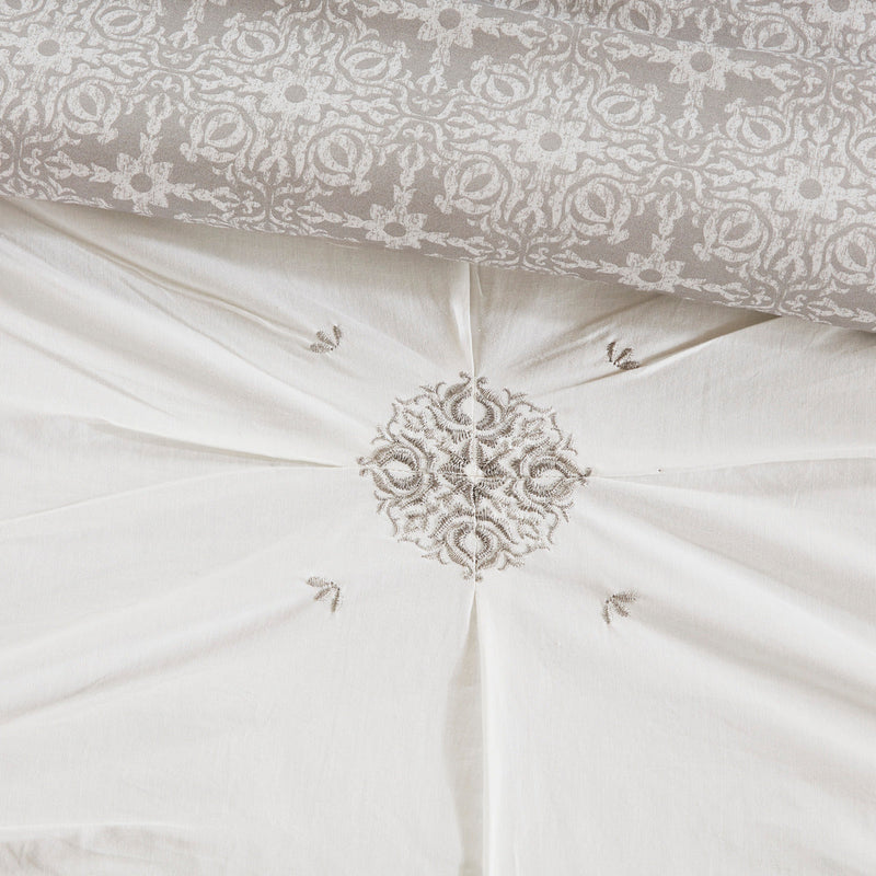King/Cal King 4 Piece Embroidered Cotton Reversible Duvet Cover Set