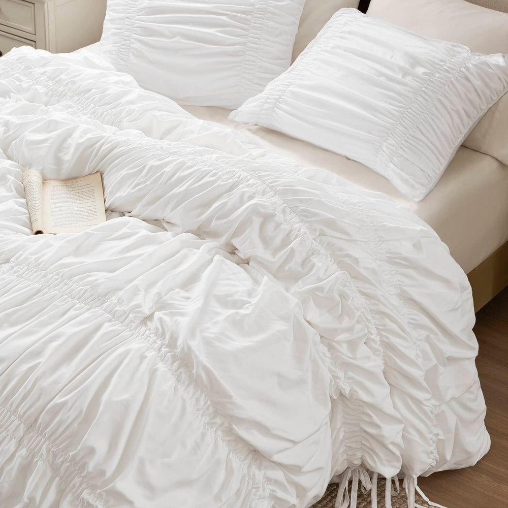 3PCS Queen Comforter Set Media 12