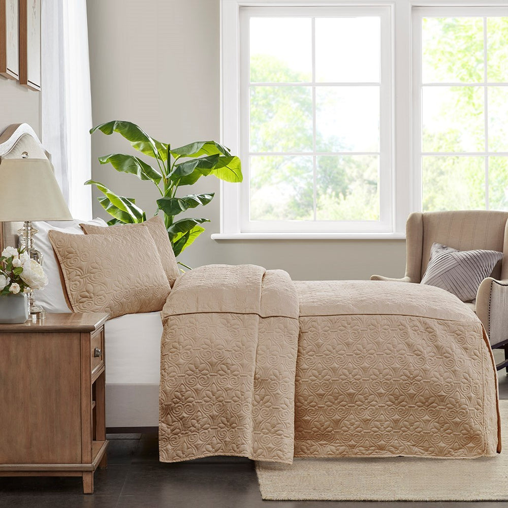 3 Piece Split Corner Pleated Quilted Bedspread Khaki King Media 10