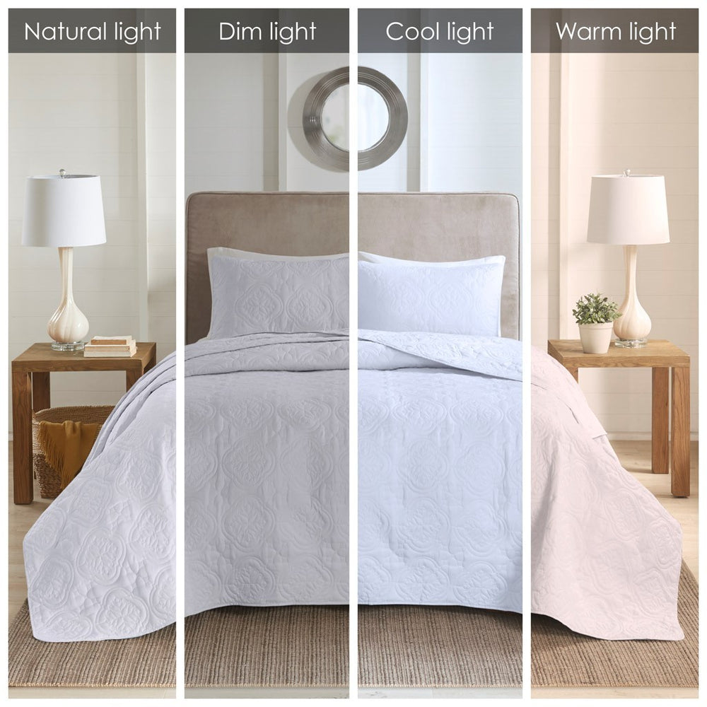 3 Piece Reversible Bedspread Set White Full/Queen Media 8