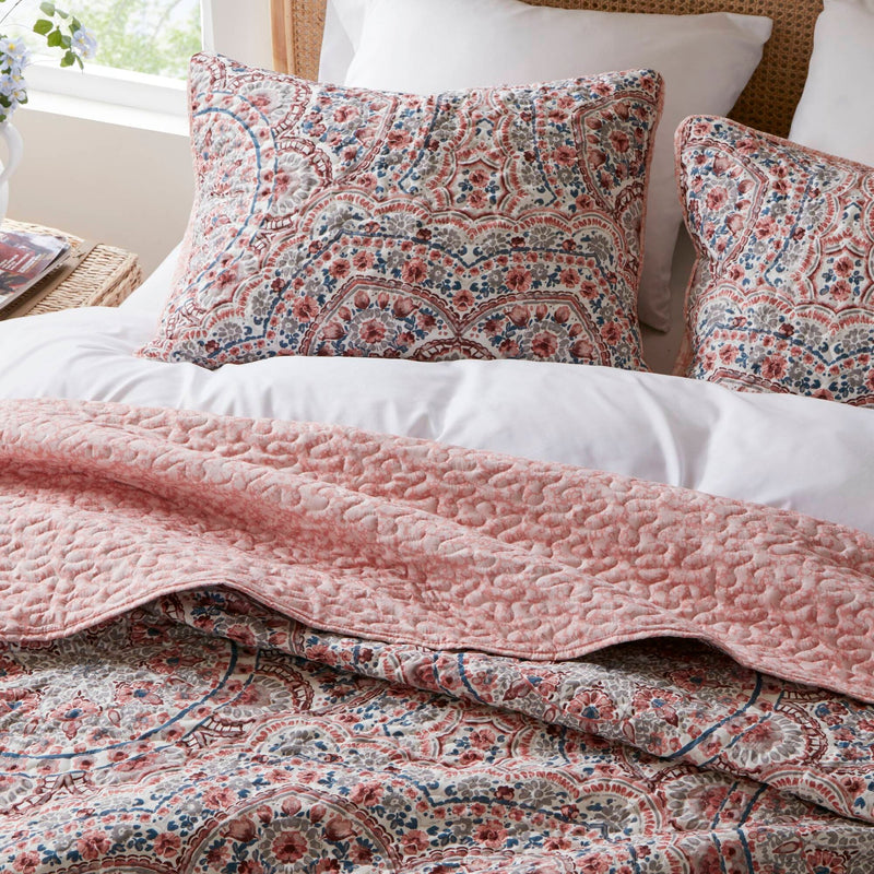 3-Piece King Boho Floral Reversible Quilt